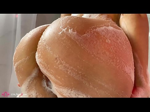 ❤️ Brunette වයිබ්‍රේටරය සමඟින් පුසි ස්වයං වින්දනයේ යෙදී ස්නානය කිරීමේදී දැඩි ලෙස සුරාන්තයට පත් කරයි ගුද වීඩියෝව si.robosexshop.ru ❌️